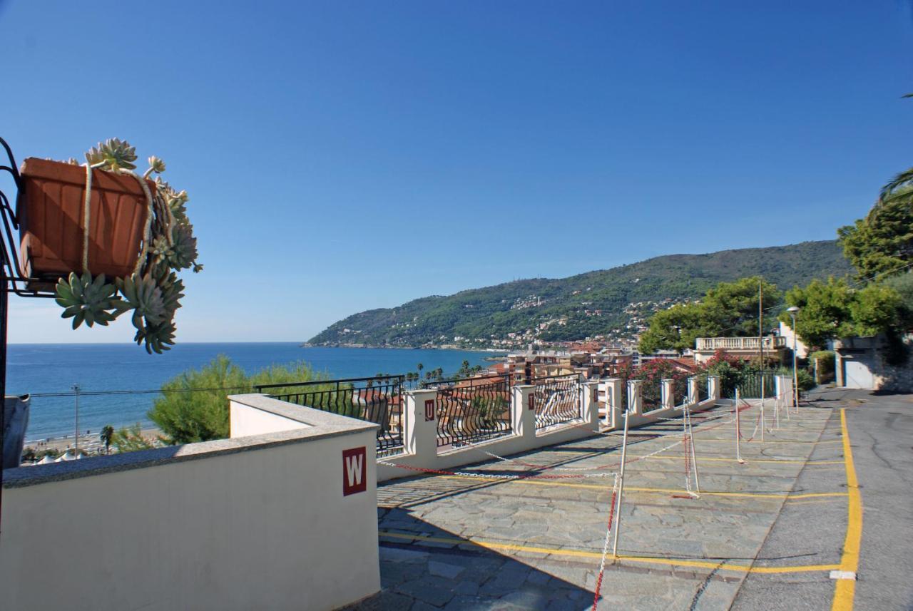 Albergo La Pineta Andora Exterior photo